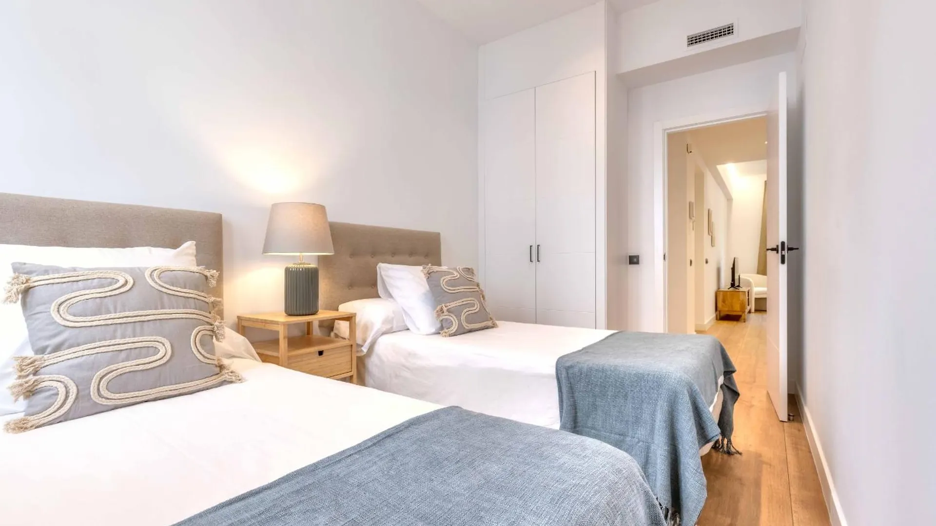 Luces En Madrid Apartment Spain