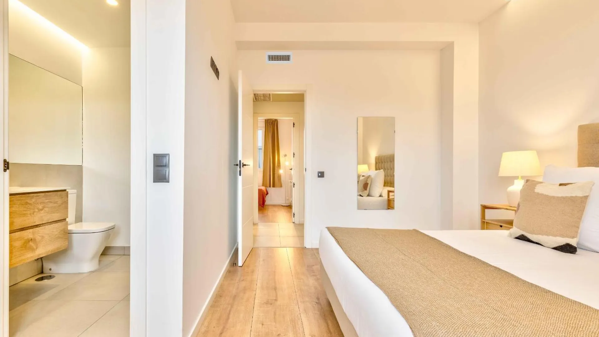 Luces En Madrid Apartment 0*,