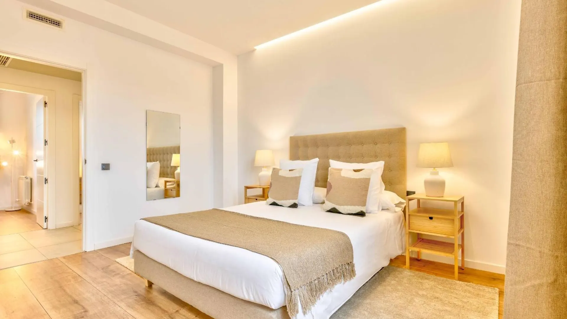 Luces En Madrid Apartment 0*,